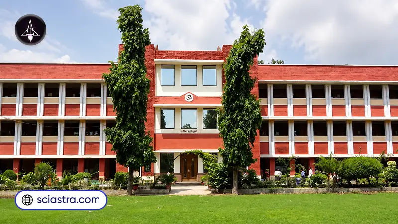 Hindu College- Top BSc College in India